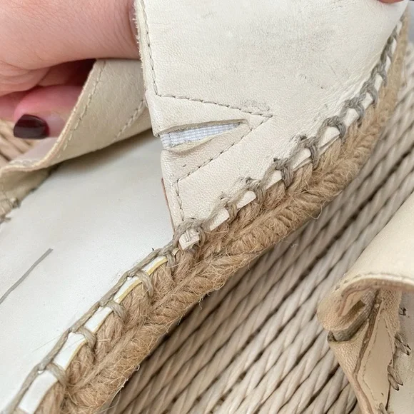 CLOSET SALE | Dolce Vita Espadrille Slides Size 8 - Picture 3 of 4